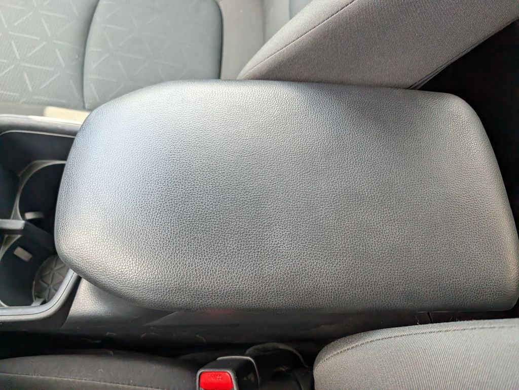 2025 Toyota RAV4 XLE AWD