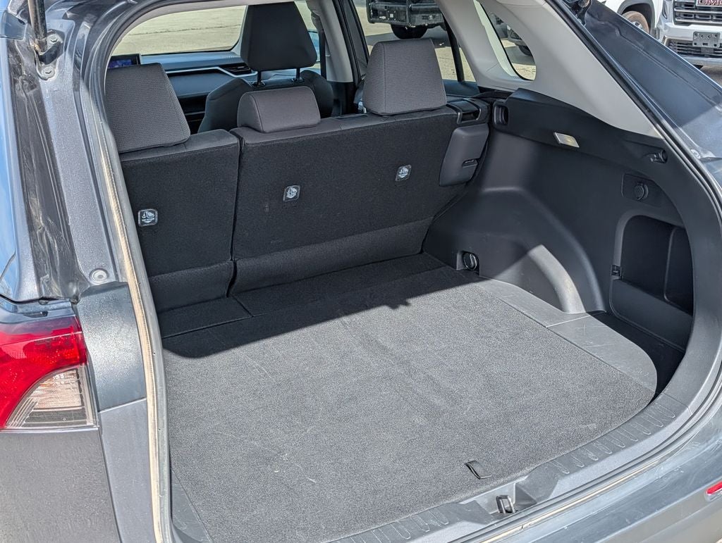 2025 Toyota RAV4 XLE AWD