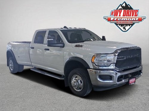 2024 RAM 3500 Tradesman Dually 4x4