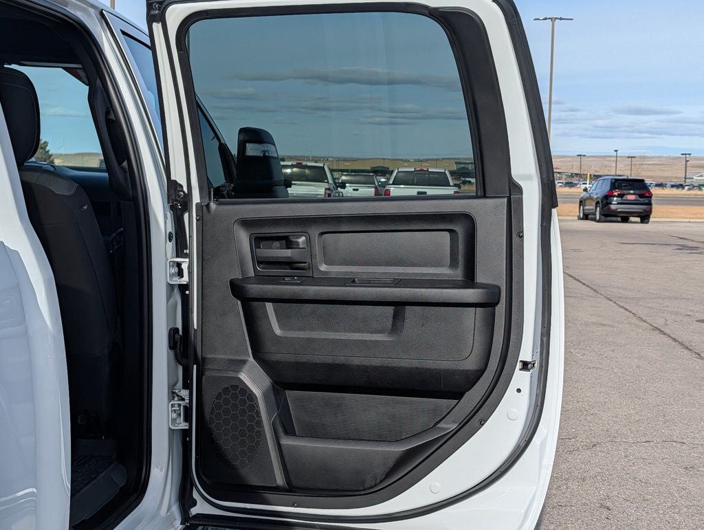 2024 RAM 3500 Tradesman Dually 4x4