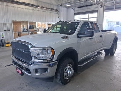 2024 RAM 3500 Tradesman Dually 4x4
