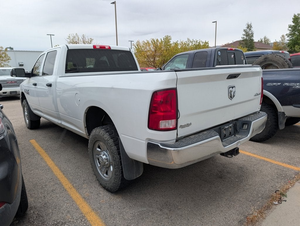 2017 RAM 2500 Tradesman Crew Cab 4x4 8' Box