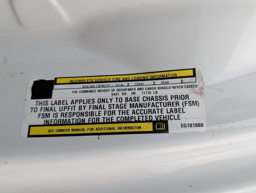 2014 RAM 5500HD Tradesman Flatbed 4X4