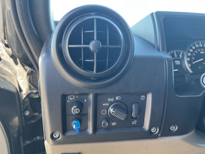 2005 Hummer H2 Base