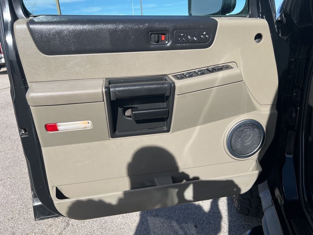 2005 Hummer H2 Base