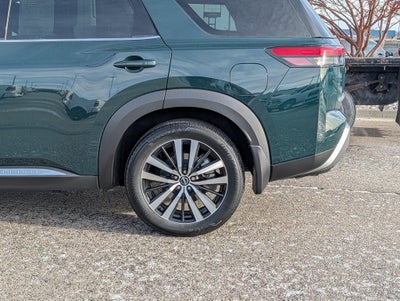 2024 Nissan Pathfinder Platinum