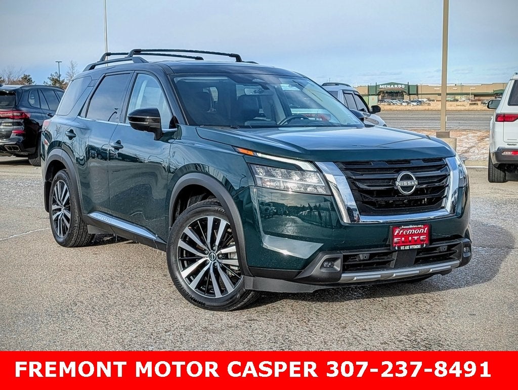 2024 Nissan Pathfinder Platinum