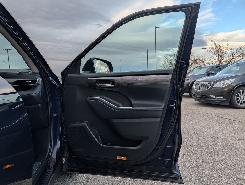 2022 Toyota Highlander Limited AWD