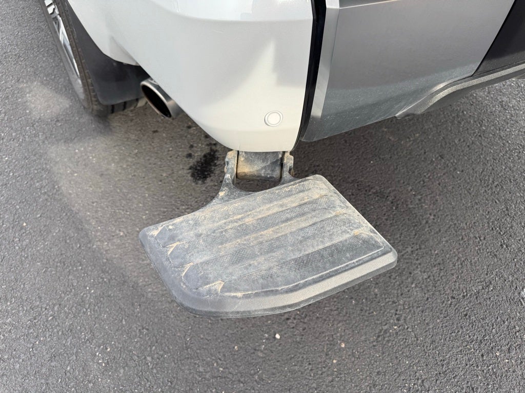 2024 Toyota Tundra Hybrid Capstone