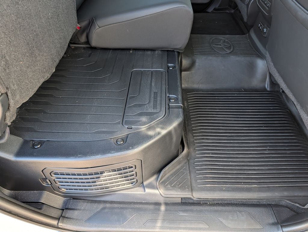 2024 Toyota Tundra Hybrid Capstone