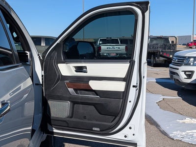 2024 Toyota Tundra Hybrid Capstone