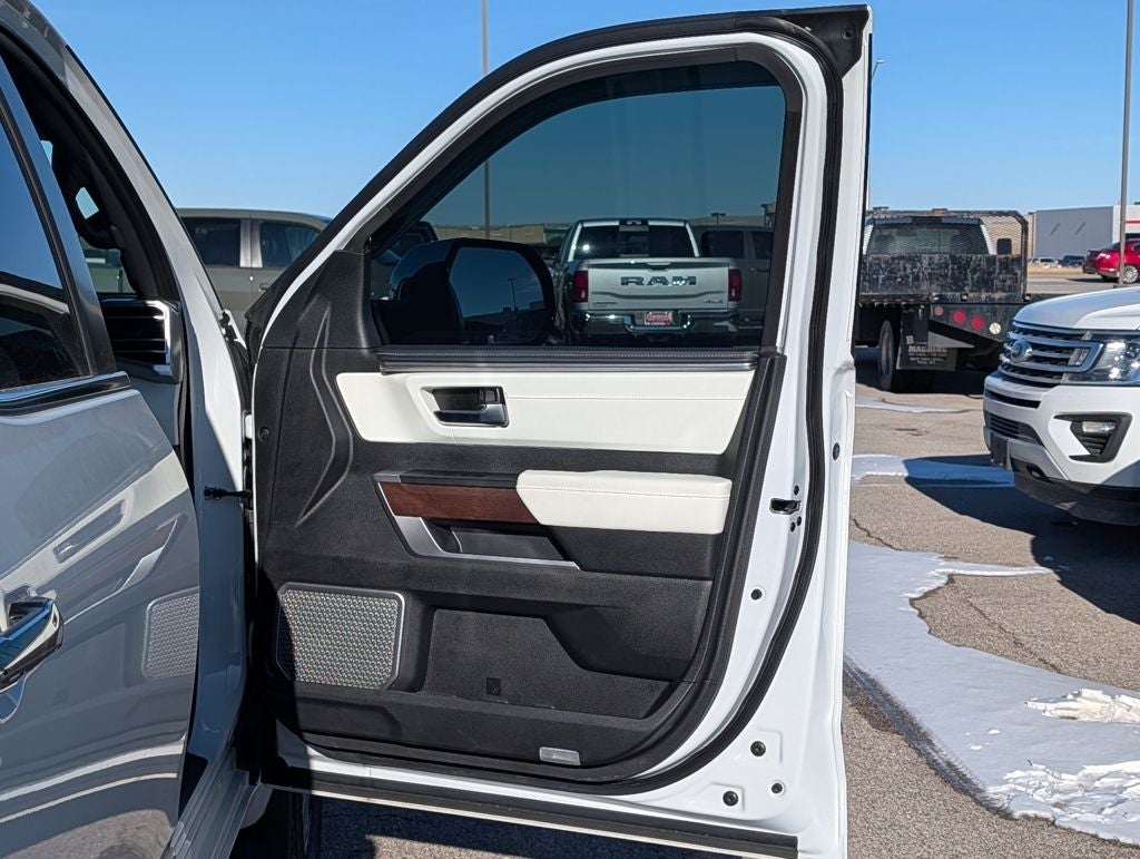 2024 Toyota Tundra Hybrid Capstone