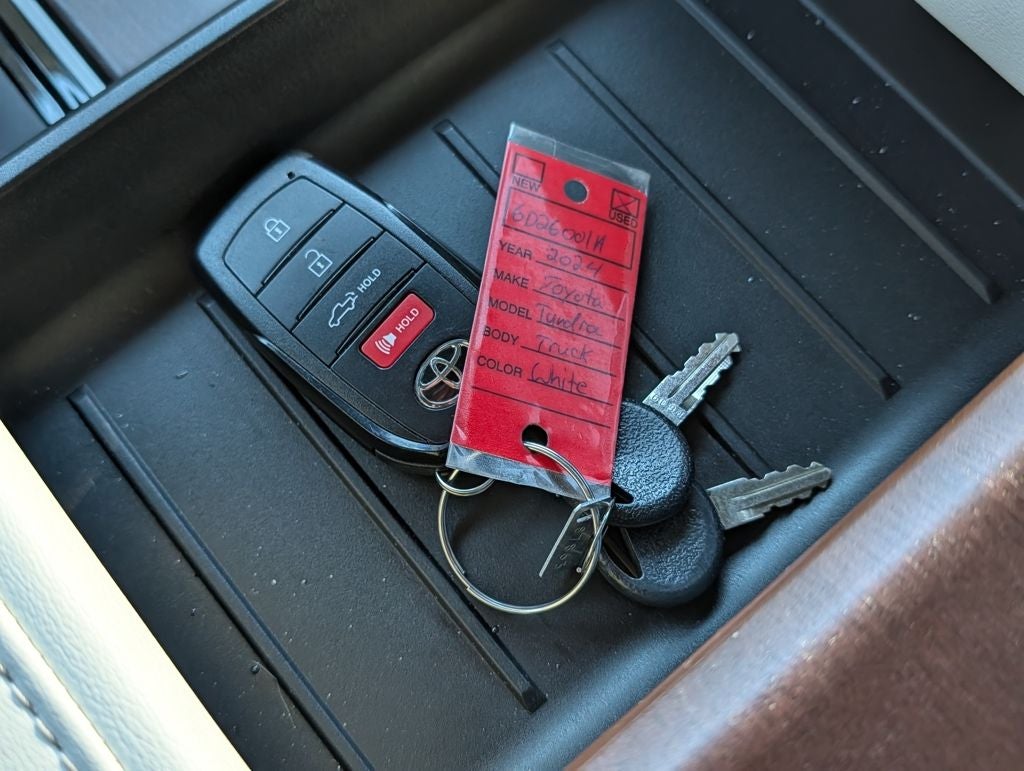 2024 Toyota Tundra Hybrid Capstone