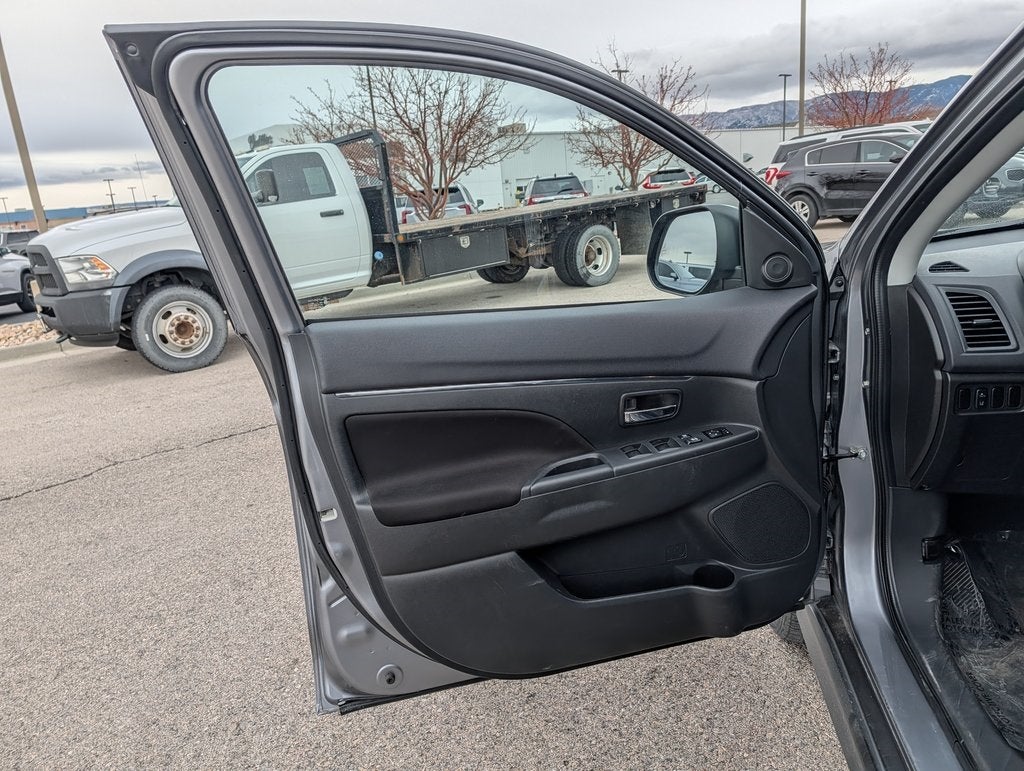 2024 Mitsubishi Outlander Sport Base