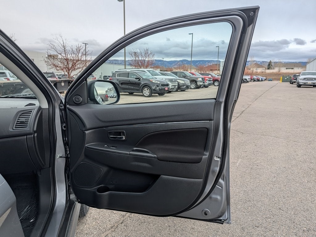 2024 Mitsubishi Outlander Sport Base