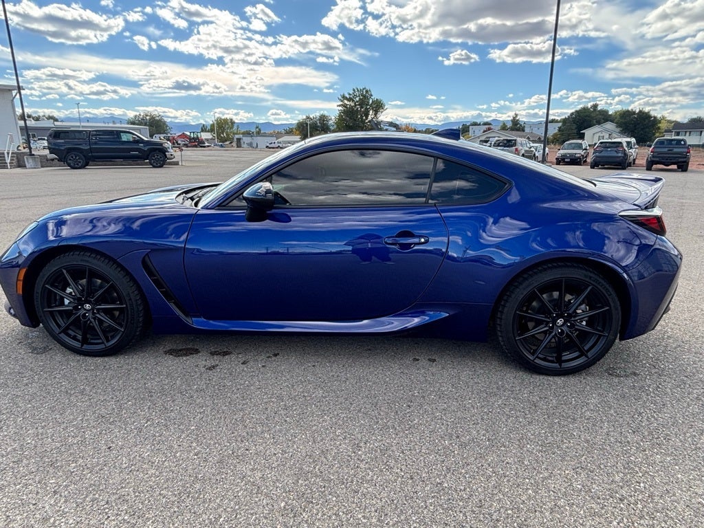 2025 Toyota GR86 Premium