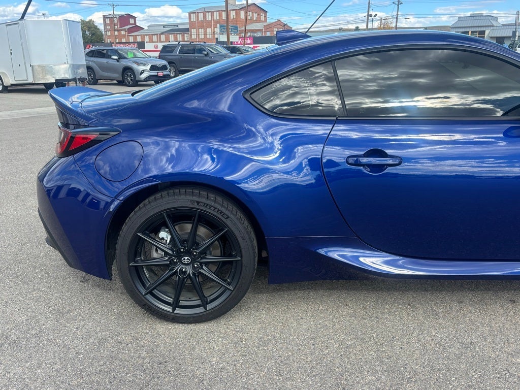 2025 Toyota GR86 Premium