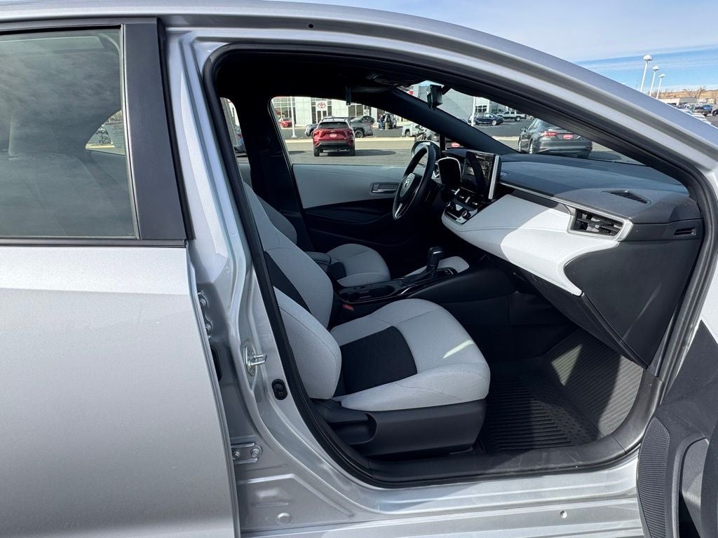 2023 Toyota Corolla Hatchback SE