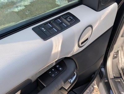 2023 Land Rover Discovery S R-Dynamic