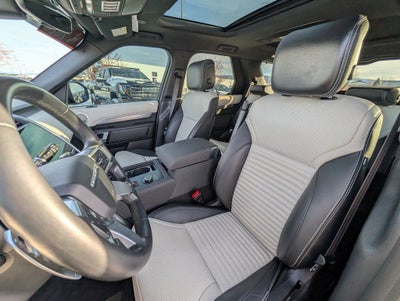 2023 Land Rover Discovery S R-Dynamic