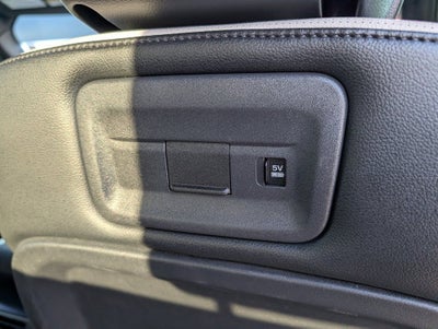 2023 Land Rover Discovery S R-Dynamic