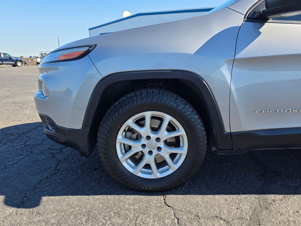 2016 Jeep Cherokee Sport