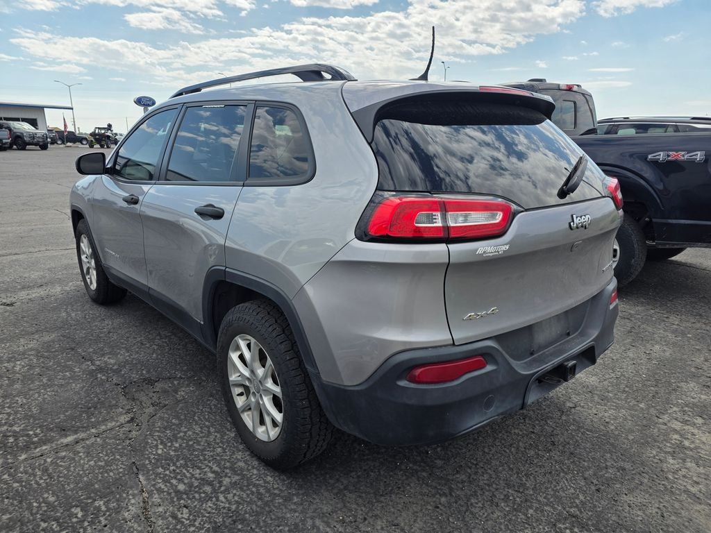 2016 Jeep Cherokee Sport