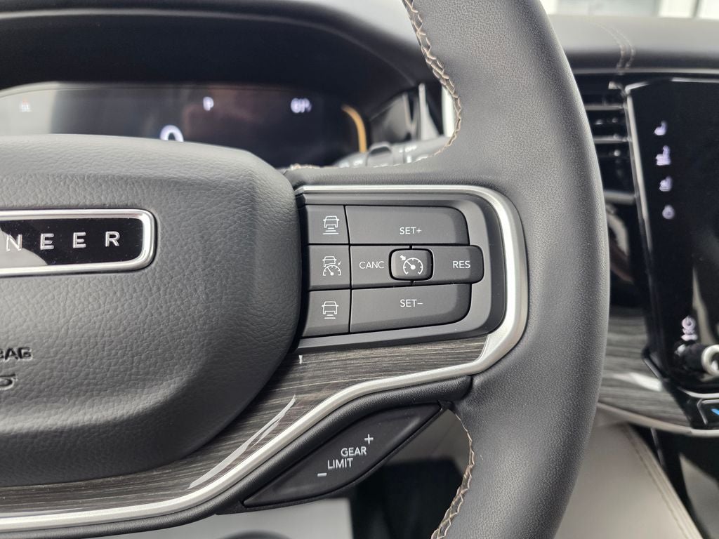 2022 Jeep Wagoneer Series III