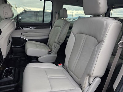 2022 Jeep Wagoneer Series III