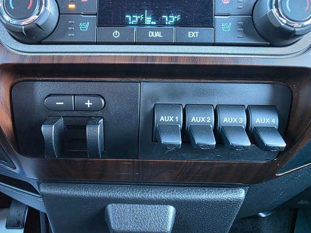 2011 Ford F-350SD Lariat