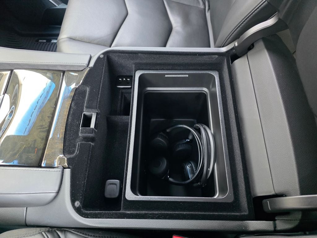 2019 Cadillac Escalade Platinum Edition
