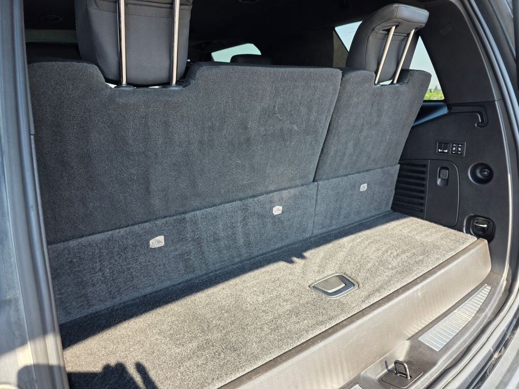 2019 Cadillac Escalade Platinum Edition