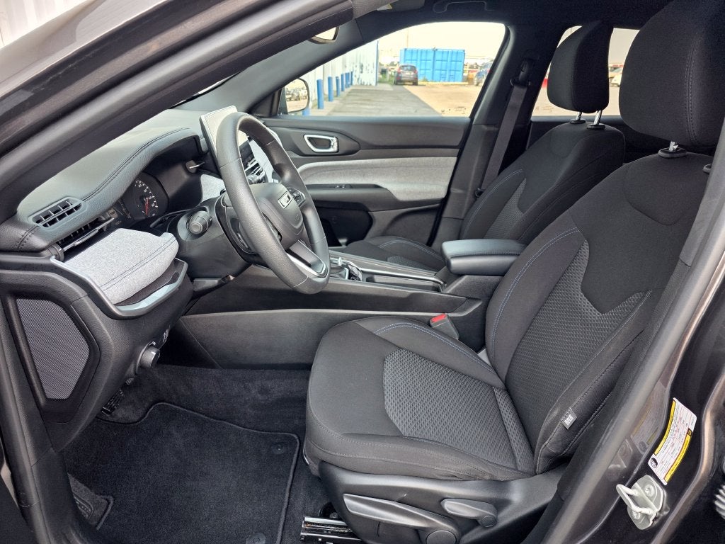 2023 Jeep Compass Sport