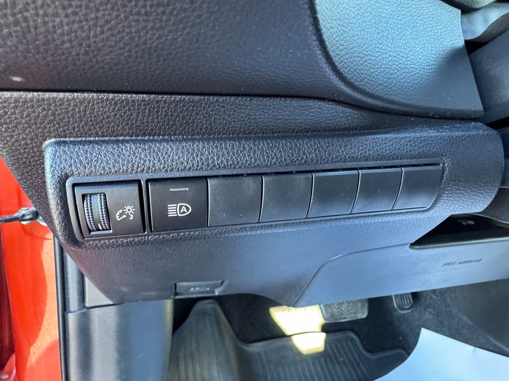 2024 Toyota Corolla Hatchback SE