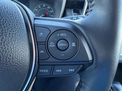 2024 Toyota Corolla Hatchback SE