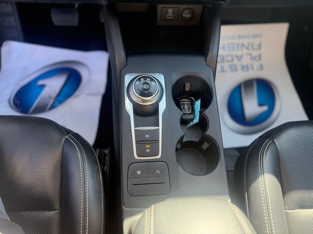 2022 Ford Escape SEL