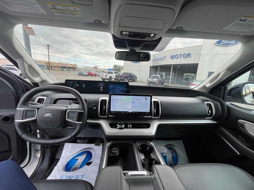 2025 Ford Expedition Max Active