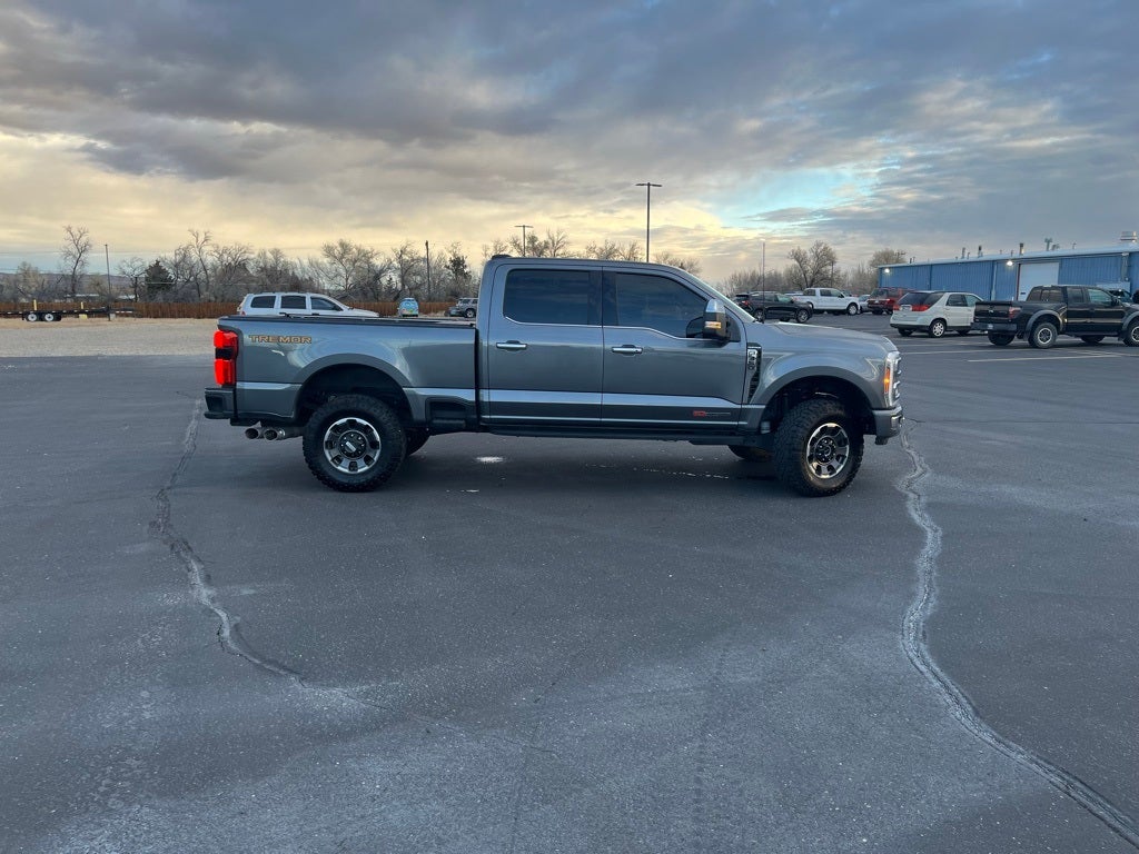 2023 Ford F-350SD Platinum