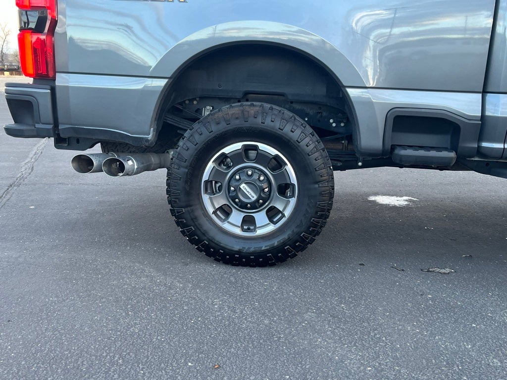 2023 Ford F-350SD Platinum