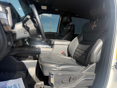 2024 Ford F-350SD Platinum DRW