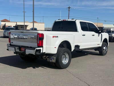 2024 Ford F-350SD Platinum DRW