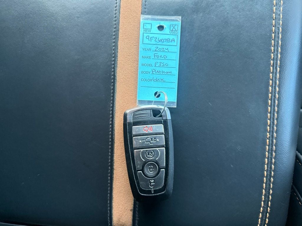 2024 Ford F-350SD Platinum DRW