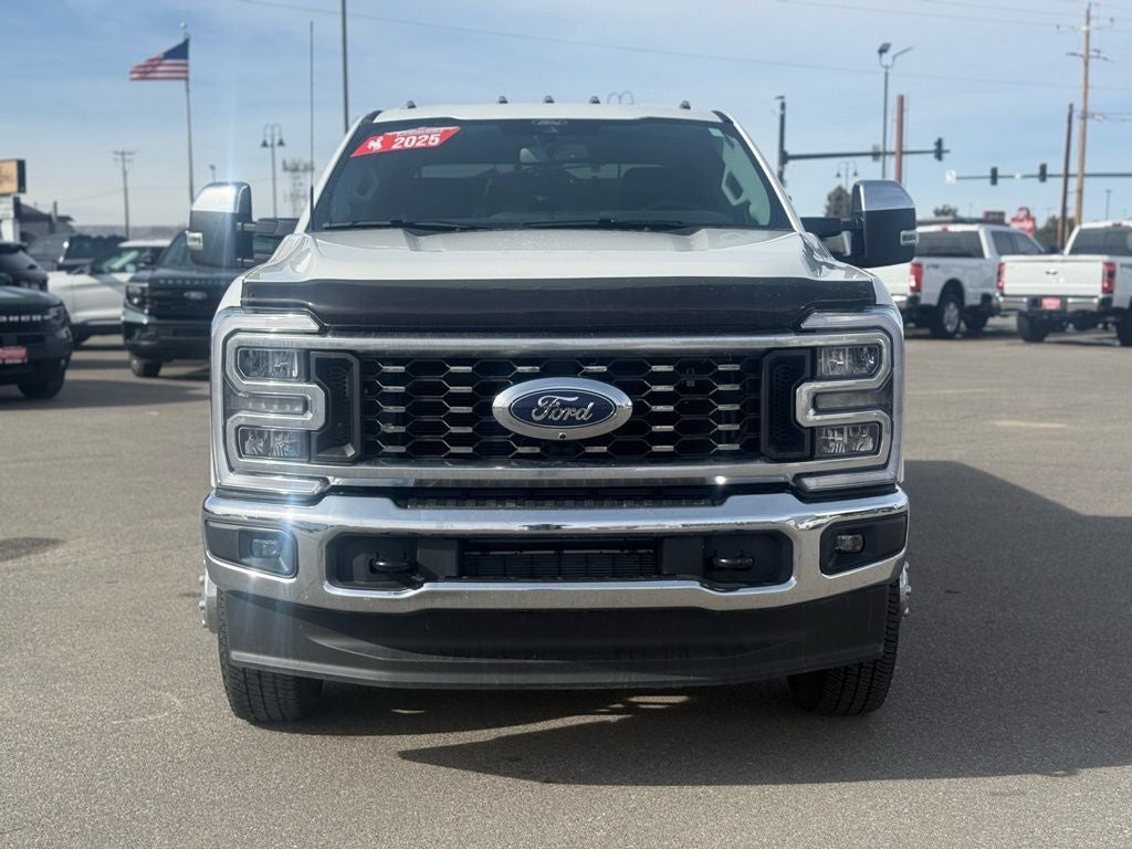 2025 Ford F-350SD Lariat DRW
