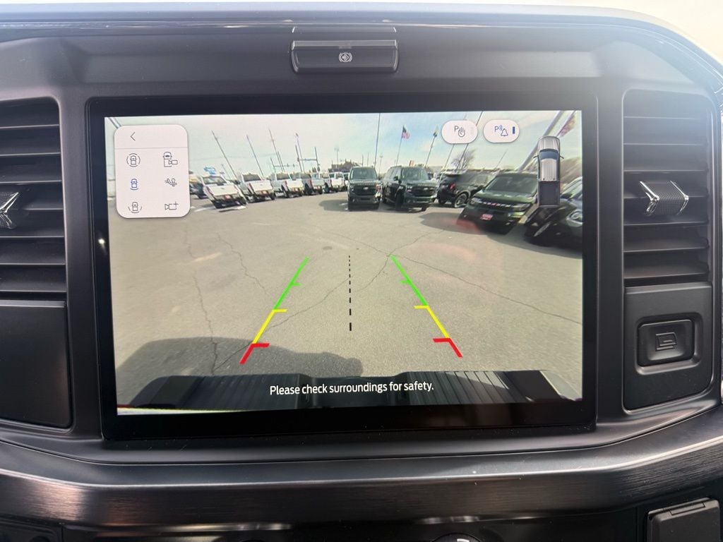 2025 Ford F-350SD Lariat DRW