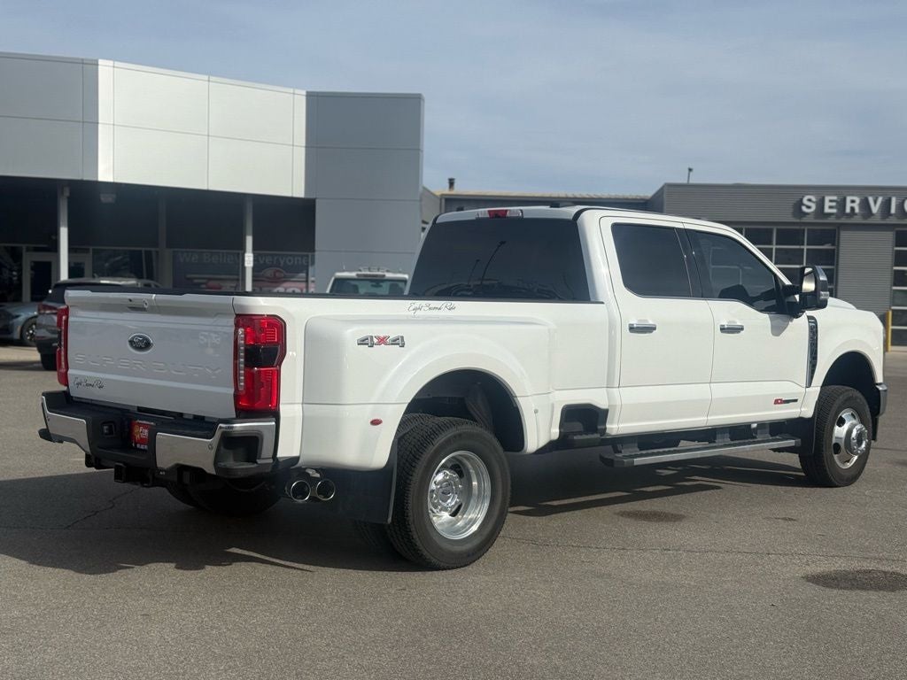 2025 Ford F-350SD Lariat DRW
