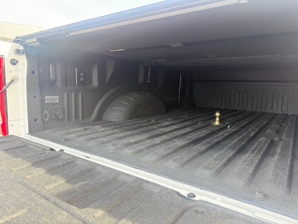 2025 Ford F-350SD Lariat DRW