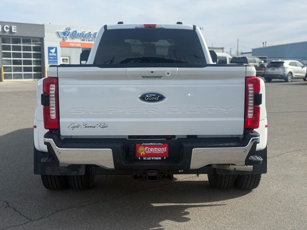 2025 Ford F-350SD Lariat DRW