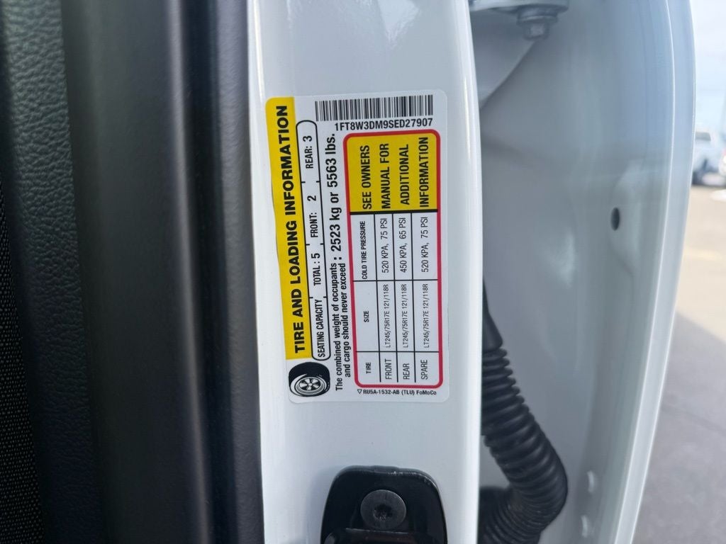 2025 Ford F-350SD Lariat DRW