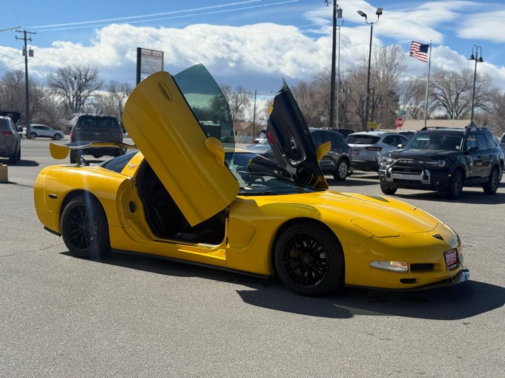 2001 Chevrolet Corvette Base