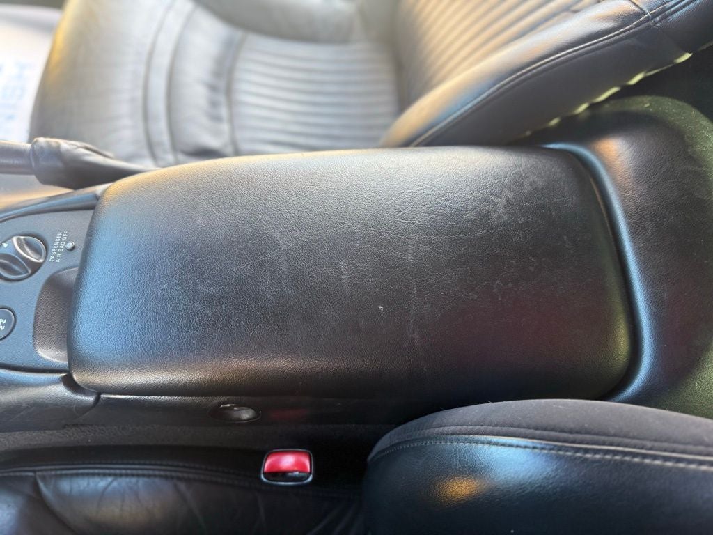 2001 Chevrolet Corvette Base